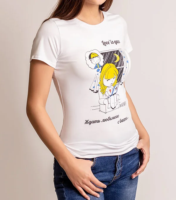 Футболка Love is gas