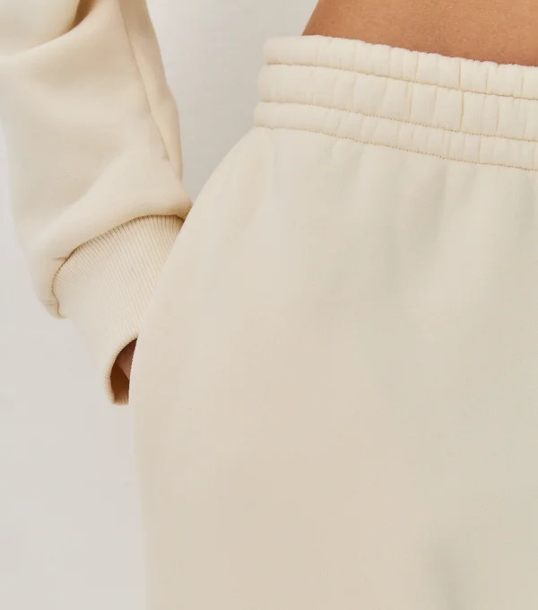 Джоггеры с начесом молочные