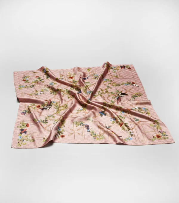 Платок "Золотое плетение"