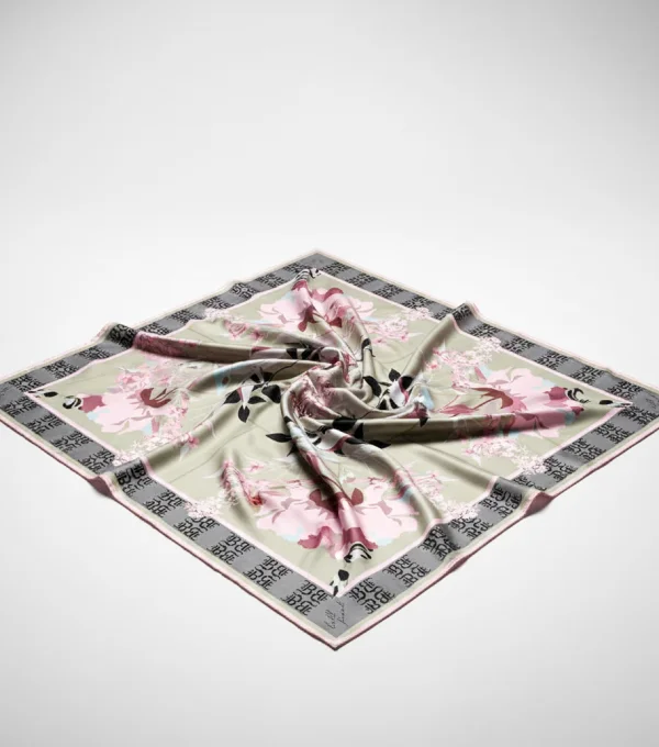 Платок "Олива. Цветы"